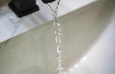 The Modern Boho Brick Loft - Foto 14