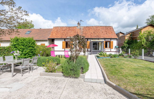 2 bedroom House in Mesnières-en-Bray with garden and terrace - Photo 14