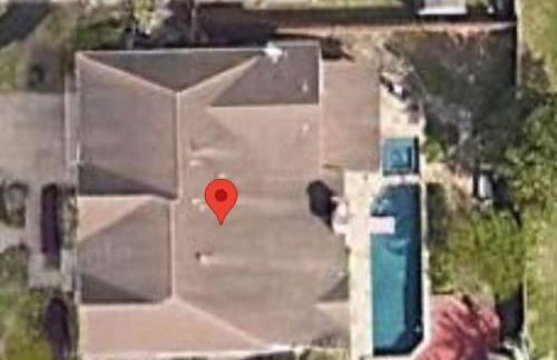 Gorgeous 6BR 3 5 Bth Home with Pool and Game Room - Photo 51