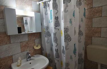 Traditional Stone House - Photo 10