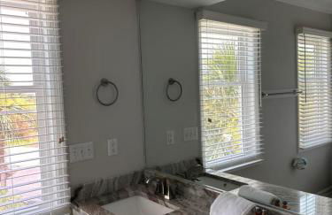 709 Ocean Cottage - Photo 2