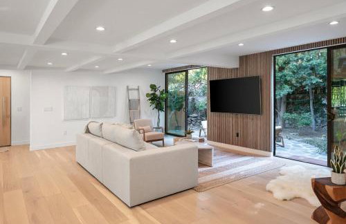 Studio City Stunning House with 5 bedrooms, Pool, Jacuzzi, Fire-pit, Guest House - Foto 5