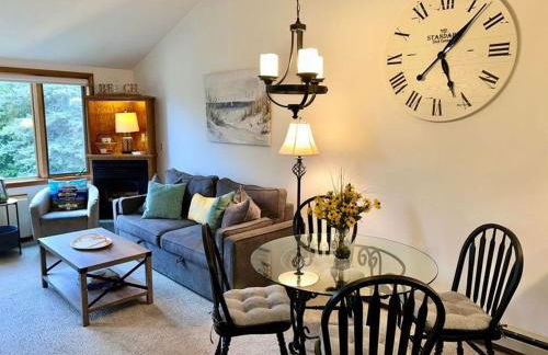 Cedar Haven Unit 202 by Simple Life Rentals - Photo 22