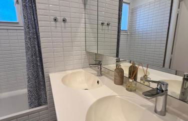 Spacious 2BR Balcony and AC - Foto 7