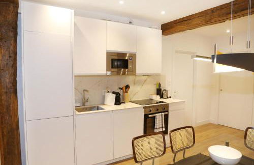 Piso de 3 habitaciones frente a la Catedral - Foto 8