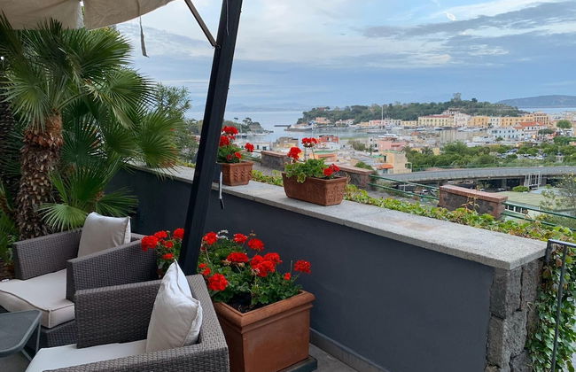 Upper Class - Photo 10