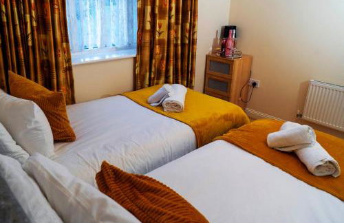 Homely 2Bed Apt Bletchley Milton Keynes Contractors & Vacationers - Foto 12