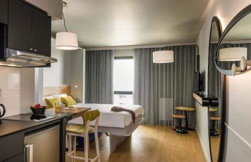 Aparthotel Adagio Access Colombes La Défense - Foto 1