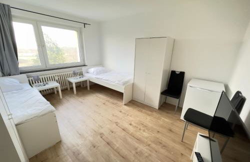 monteurzimmerKING Hildesheim Am Kupferstrange - Foto 1