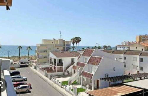 Apartamento al lado del Mar. Recién reformado. - Foto 36