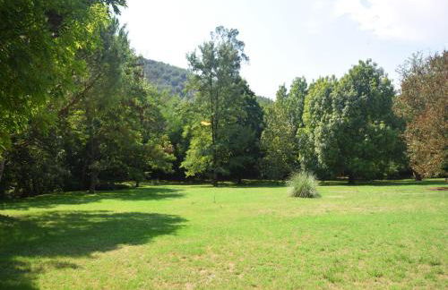 Lovely house with grass garden, shared swimmingpool, next to the river Ardèche - Foto 50