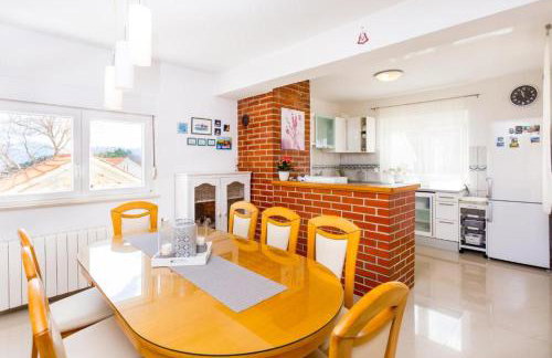 Cozy Nature House by Domljan Family - Photo 10