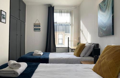 Cheerful - 3 Bed - Serviced Accommodation - In Heart of Northumberland - Sleeps 6 - Foto 45