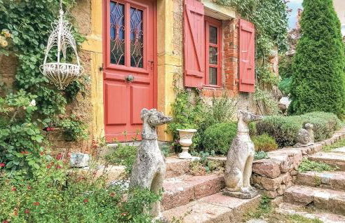 Lovely Home In Thizy-Les-Bourgs - Foto 14