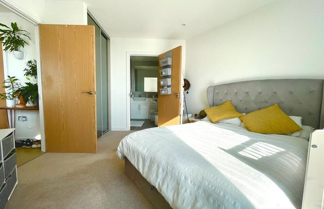 Stylish 1-Bedroom Apt with Stunning London Views - Foto 2