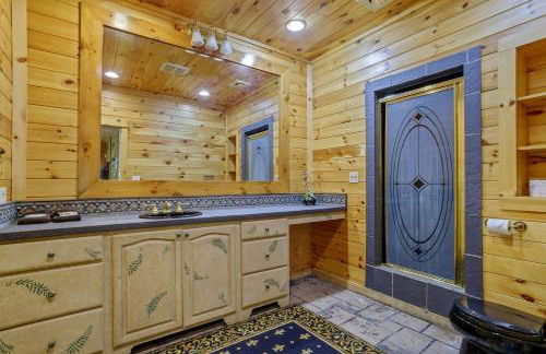 Spacious Villa Rental with a Pool for a Large Group near Catskill Mountains, New York - Photo 41