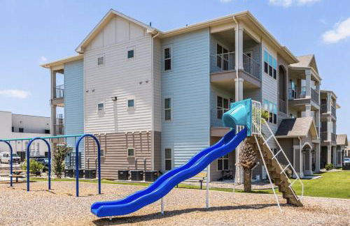 Trenton Sky Suite, Comfort, Pool, Gym, Gated Access - Photo 26