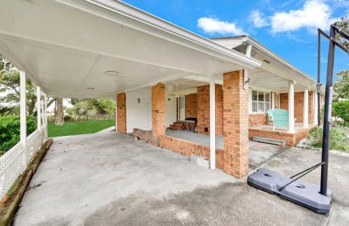 Park your Boat! Mins from the Ocean•Screened Porch - Foto 24