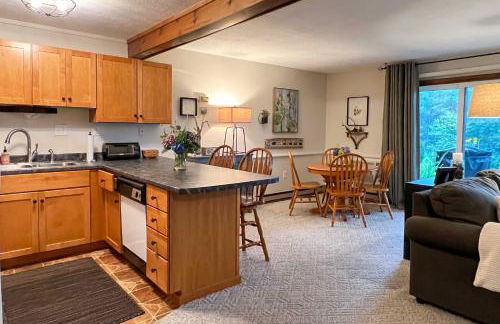 Glen Condo with Mountain Views Walk to Story Land - Photo 12