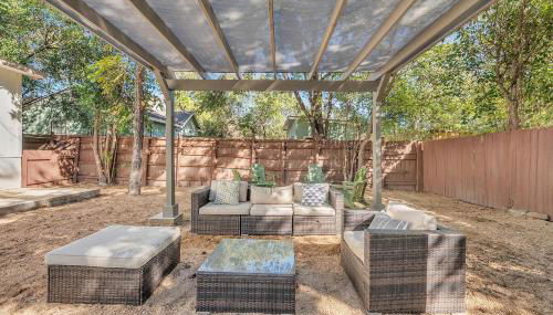 Walk to ACL, Fire Pit, Fenced Yard, SoCo Spot - Foto 5, Other