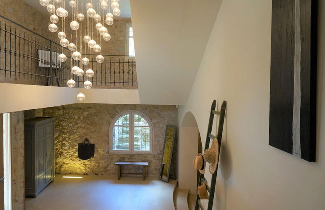 Holiday Home in Bagnols-en-foret With Pool - Photo 2