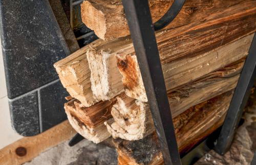 Cozy Cabin w Lake, Hot Tub, Huge Deck & Fire Pit - Foto 35