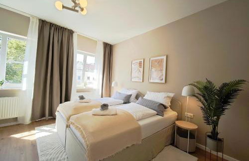 NEU! KINGS-Apartment - 300m zum Bahnhof - 6 Personen - Küche - Gerberplatz - Foto 22