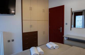 George Living House - Photo 20