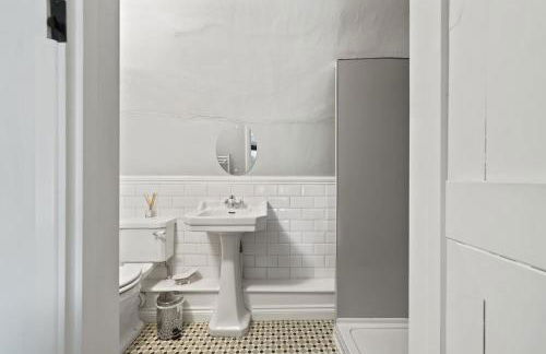 Thatched Cottage & Tranquil Gardens Gated Parking - Foto 22