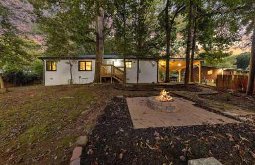 The White Lodge 4BDR Sleeps 8 with Fire Pit - Foto 59