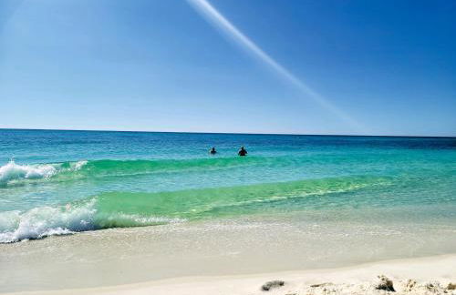 Very Private 3 Bed Home with HEATED Pool Palms and Big Fenced Yard - Foto 21