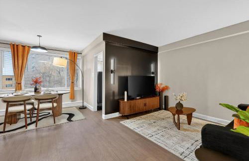 CASA Arlington Suite with In-Suite Massage Chair & Premium Amenities - Foto 25