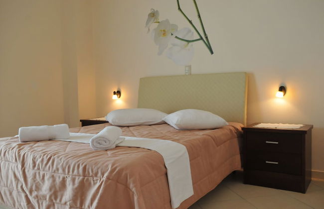 Finiki Plaza - Photo 6