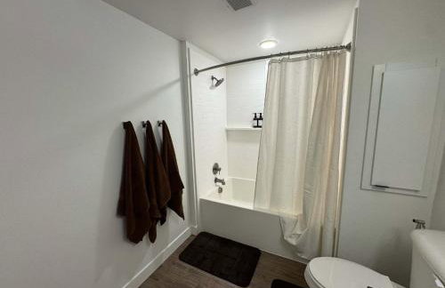 Bright Home 10 Min to Disneyland Pool & GYM - Foto 8