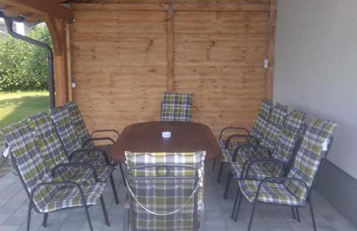 Holiday Home Dugo Selo M&A - Five Bedroom Holiday Home with Terrace - Foto 14