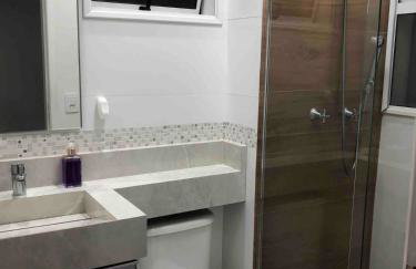 Apartamento em Santos com piscina 3km da praia - Foto 11