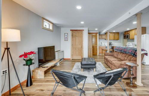 2BR Hilltop Retreat on 12 Acres! VAST Trail Access - Foto 5