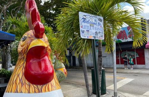 Stunning Little Havana Suites Close to airport, Calle Ocho, Brickell, Wynwood and the Beaches - Free Parking - Foto 68