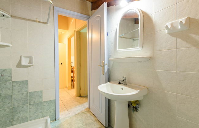 Regina Apartments - Photo 36