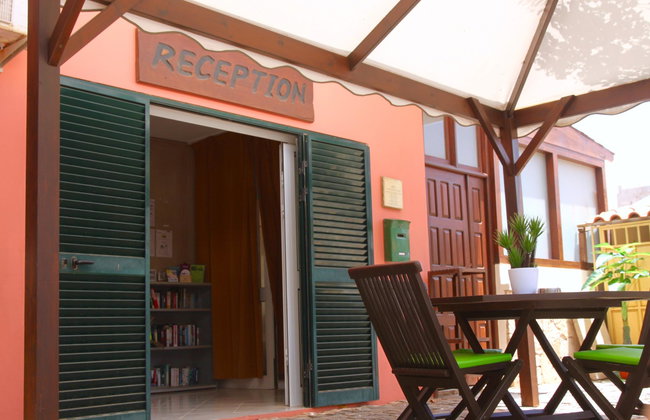 Nautilus Aparthotel - Photo 14