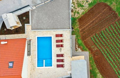 Awesome Home In Lecevica - Foto 19