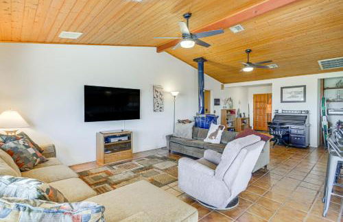 Bullhead City Home with Views, Close to Lake Mohave! - Foto 1