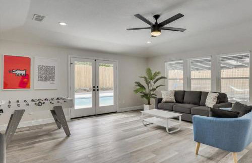 Gorgeous Sunny Home for Big Groups w Private Pool - Foto 5