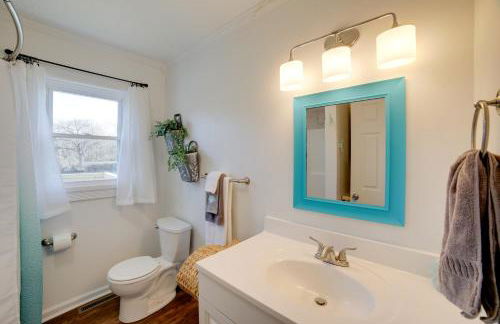 Charming Riverfront Retreat in Monticello! - Foto 16