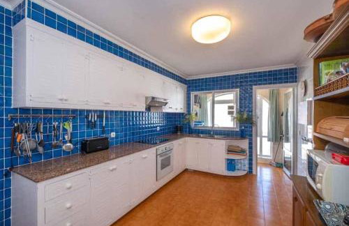 Menorca Large Family Villa Sleeps 12 - Photo 18