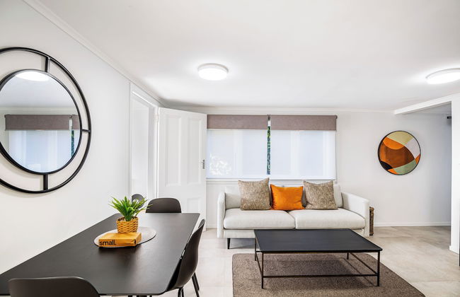 Riches Serendipity Home with Parking - Foto 9