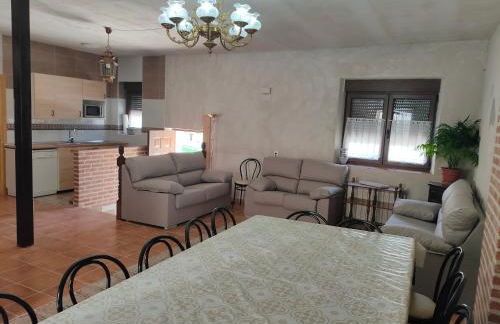 Casa Rural Baños del Rey con piscina climatizada - Foto 14