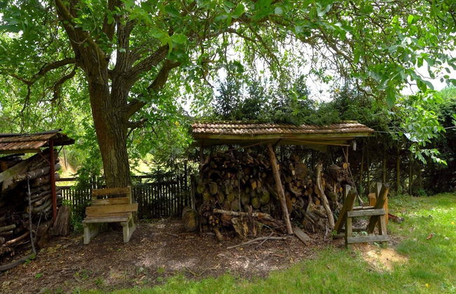 Lovely Apartment in Svinarov Czech Republic near Forest - Photo 36