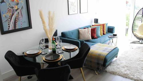 West London’s 1BD Condo - Foto 3