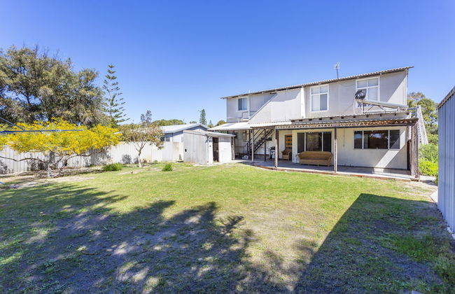 The Beach Haven - Photo 11